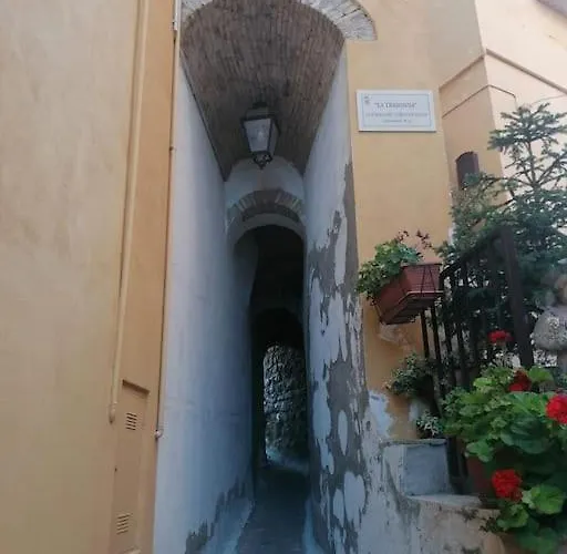 5 Posti Con Cucina E Parcheggio Privato Gratuito Candela