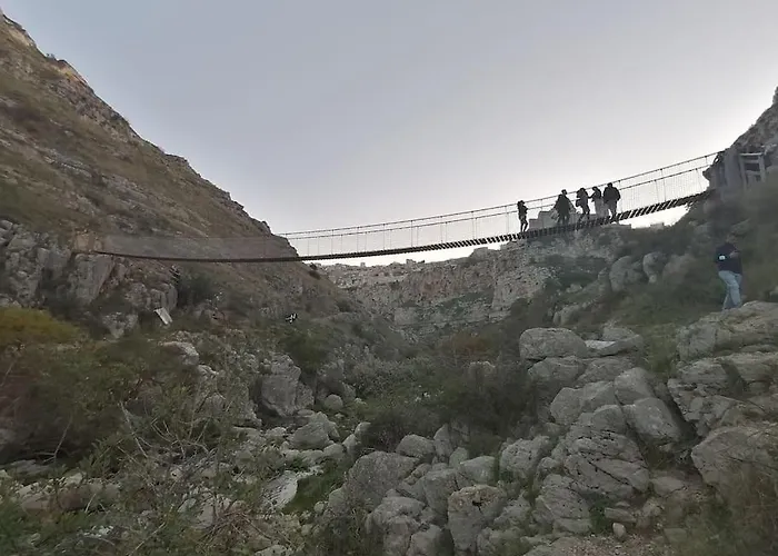 5 Posti Con Cucina E Parcheggio Privato Gratuito דירה