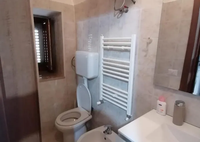 דירה 5 Posti Con Cucina E Parcheggio Privato Gratuito