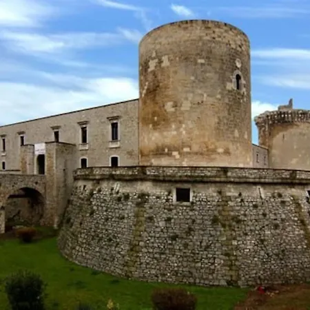 5 Posti Con Cucina E Parcheggio Privato Gratuito Апартаменты Candela