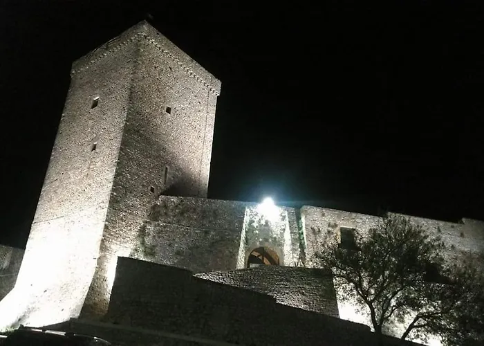 5 Posti Con Cucina E Parcheggio Privato Gratuito *